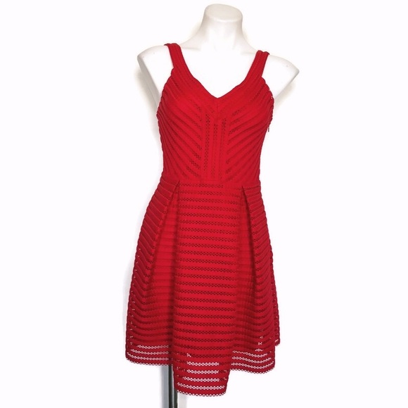 Express fit and flare red dress - Picture 2 of 8